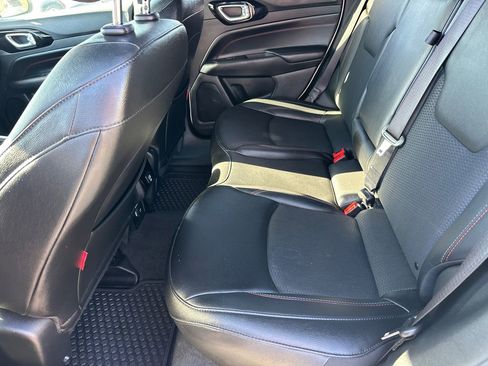 Used 2024 Jeep Compass Trailhawk image 20