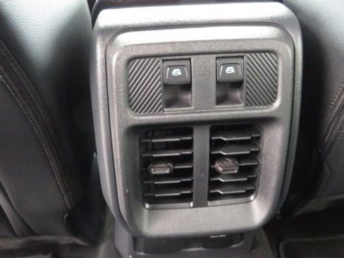 Used 2025 Ford Bronco Outer Banks image 16