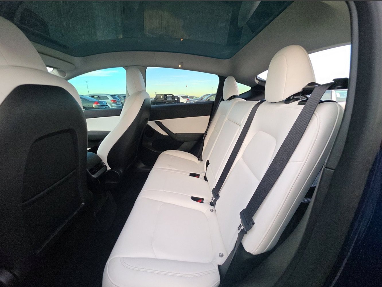 Used 2022 Tesla Model Y Performance AWD/4WD image 8