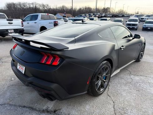 Used 2024 Ford Mustang Dark Horse image 7