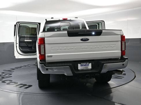 Used 2020 Ford F250 Lariat w/ Lariat Ultimate Package AWD/4WD image 28