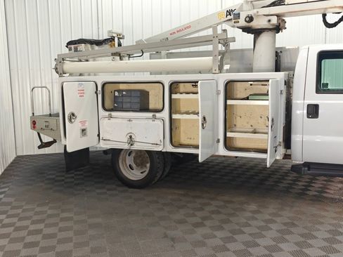 Used 2014 Ford F450 XL w/ Snow Plow Prep Package image 18