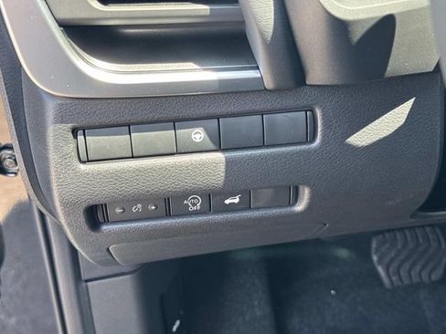 New 2026 Nissan Rogue SV AWD/4WD image 25