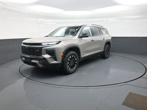 New 2026 Chevrolet Traverse Z71 w/ Driver Confidence Package image 7