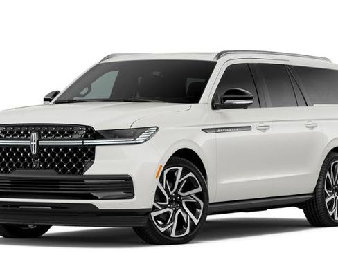 New 2026 Lincoln Navigator L Black Label AWD/4WD image 23