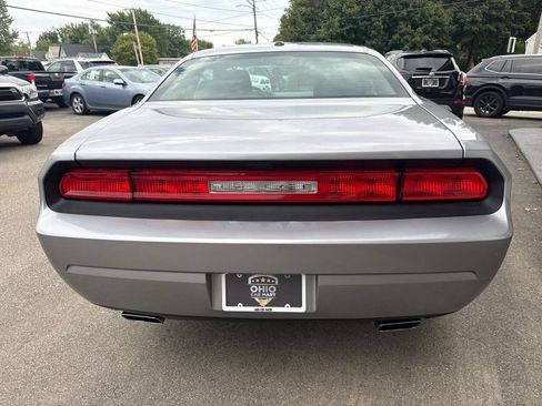Used 2013 Dodge Challenger SXT RWD image 6