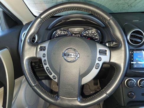 Used 2011 Nissan Rogue SV w/ SL Pkg image 23