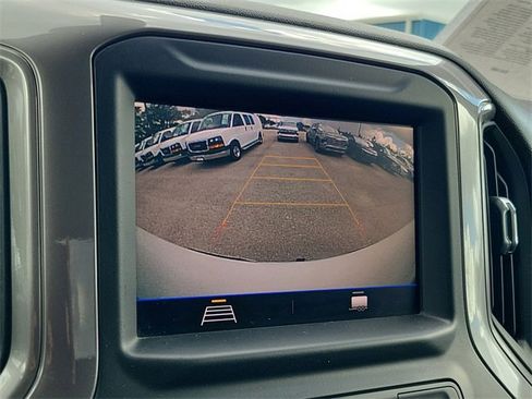 Used 2020 Chevrolet Silverado 1500 Custom w/ Custom Value Package image 27