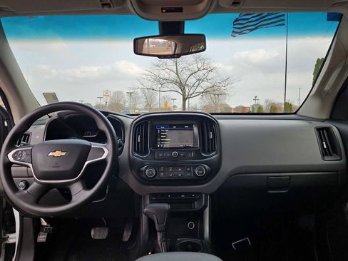 Used 2019 Chevrolet Colorado W/T w/ WT Convenience Package image 16