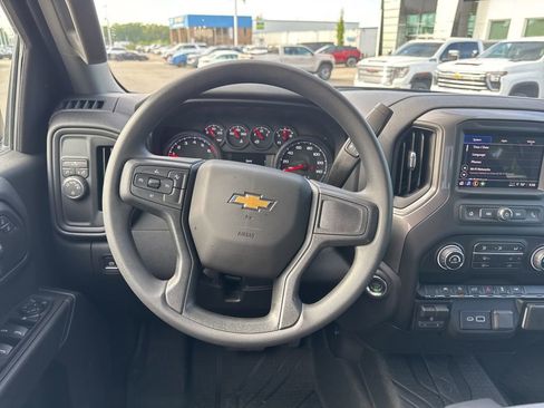 Used 2026 Chevrolet Silverado 1500 Custom image 15