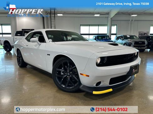 Used 2023 Dodge Challenger R/T w/ Blacktop Package RWD image 1