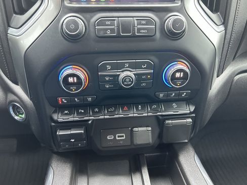 Used 2021 Chevrolet Silverado 1500 LTZ w/ Technology Package image 29