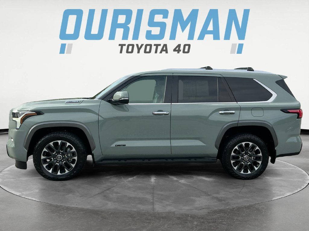 Used 2024 Toyota Sequoia Limited w/ Tow Technology Package AWD/4WD image 4