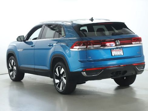 Certified 2024 Volkswagen Atlas Cross Sport SE AWD/4WD image 39