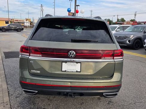 Used 2025 Volkswagen Atlas SE FWD image 10