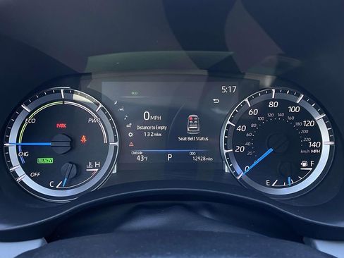 Used 2023 Toyota Highlander XLE image 14