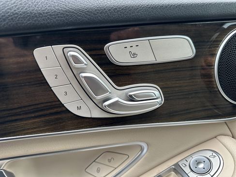 Used 2018 Mercedes-Benz GLC 300 GLC 300 image 16