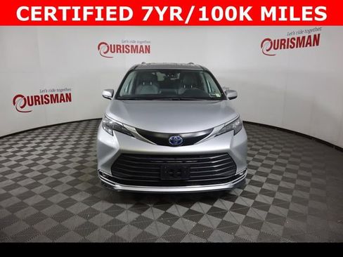 Used 2024 Toyota Sienna XLE w/ XLE Plus Package AWD/4WD image 15