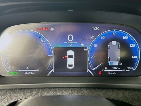 Certified 2024 Toyota Crown Platinum image 16