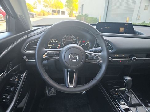 Used 2025 MAZDA CX-30 AWD 2.5 S w/ Preferred Package image 11