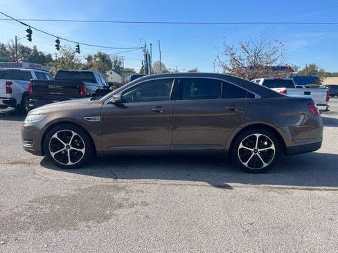 Used 2015 Ford Taurus SEL w/ Equipment Group 201A FWD image 3