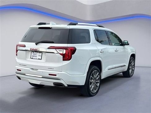 Used 2023 GMC Acadia Denali AWD/4WD image 3