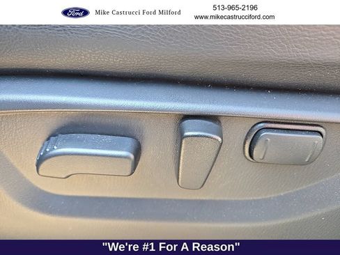 Used 2023 Nissan Armada SL w/ Captain's Chairs Package AWD/4WD image 10