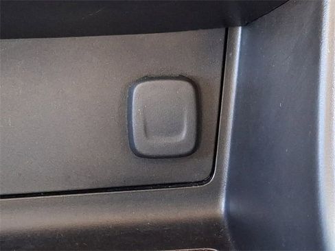 Used 2018 Chevrolet Colorado ZR2 image 27