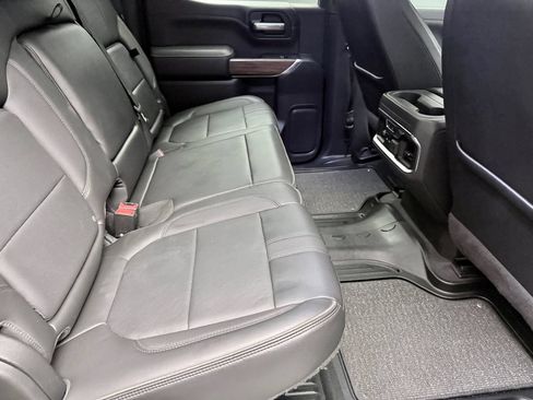 Used 2021 Chevrolet Silverado 1500 High Country w/ Technology Package AWD/4WD image 14