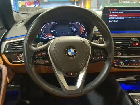Used 2022 BMW 540i xDrive w/ Premium Package AWD/4WD image 2
