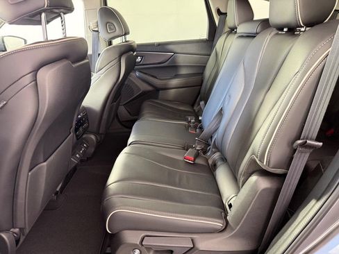 Used 2024 Acura MDX SH-AWD w/ Advance Package image 21