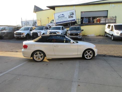Used 2013 BMW 128i Convertible image 8