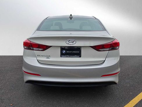 Used 2017 Hyundai Elantra SE image 4