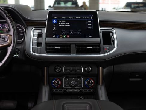 Used 2021 Chevrolet Tahoe High Country w/ Premium Package AWD/4WD image 20