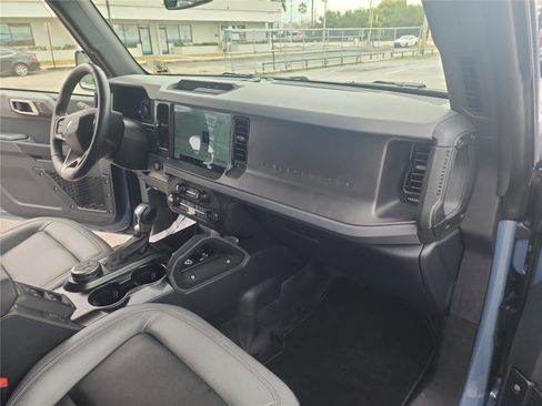 Used 2024 Ford Bronco Big Bend image 30