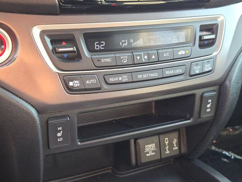 Used 2017 Honda Pilot EX-L image 34