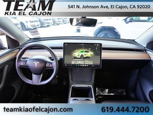 Used 2022 Tesla Model Y Long Range AWD/4WD image 21