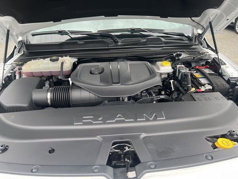 Used 2025 RAM 1500 Laramie w/ Sport Appearance Package image 13