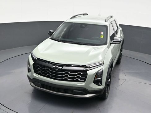 Used 2025 Chevrolet Equinox LT w/ Safety and Technology Package image 22