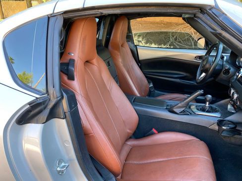 Used 2023 MAZDA MX-5 Miata Grand Touring RWD image 36