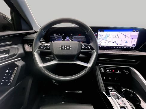 Certified 2025 Audi Q5 Premium Plus w/ Premium Plus AWD/4WD image 6