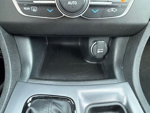 Used 2022 Dodge Charger GT AWD/4WD image 30