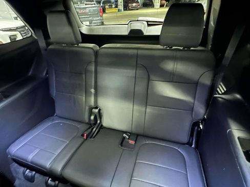 Used 2023 Chevrolet Traverse RS AWD/4WD image 14