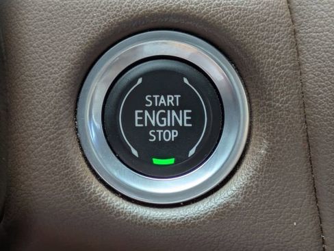 Used 2021 Chevrolet Tahoe High Country AWD/4WD image 33