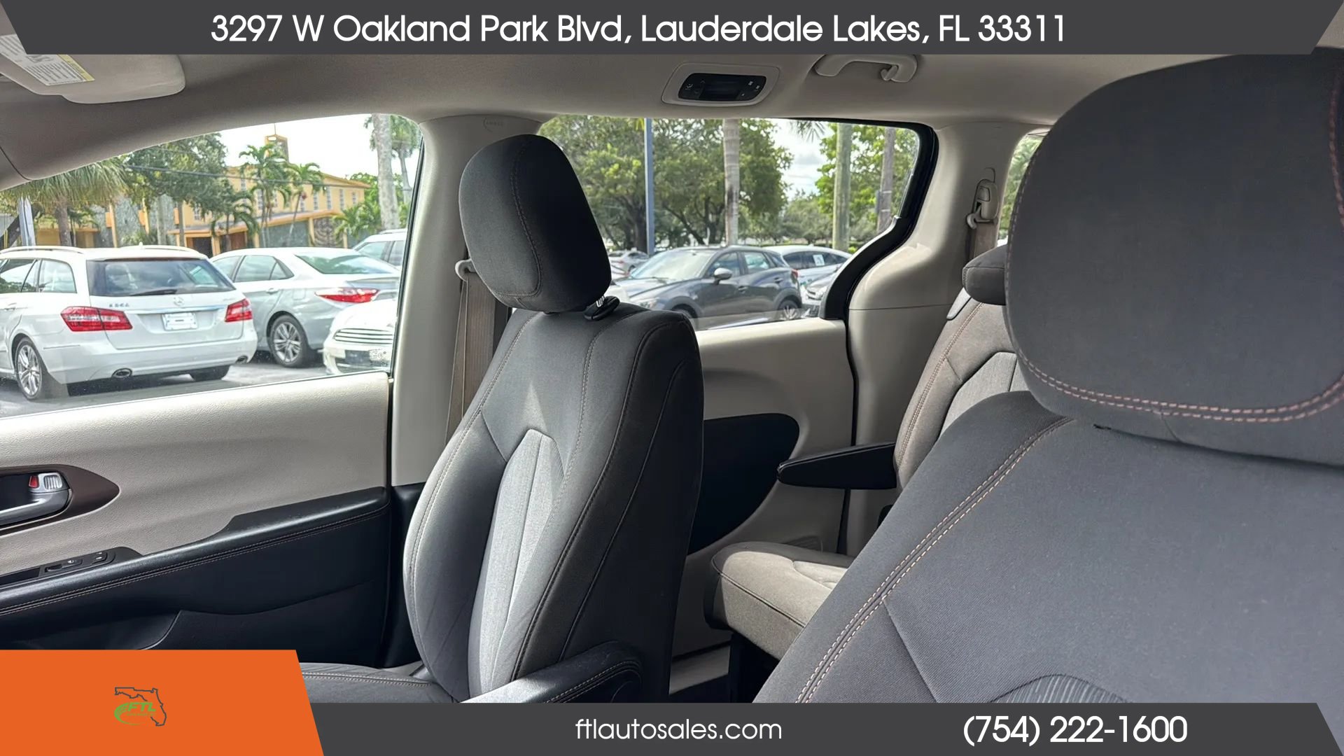 Used 2018 Chrysler Pacifica LX FWD image 20