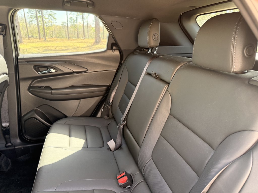 New 2025 Chevrolet TrailBlazer ACTIV w/ Convenience Package FWD image 27