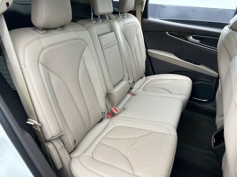 Used 2023 Lincoln Nautilus Reserve w/ Equipment Group 201A AWD/4WD image 24