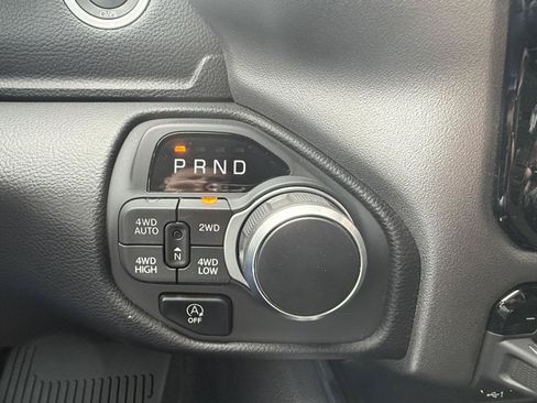 Used 2025 RAM 1500 Big Horn AWD/4WD image 26
