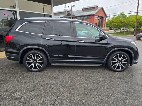 Used 2020 Honda Pilot Touring image 41
