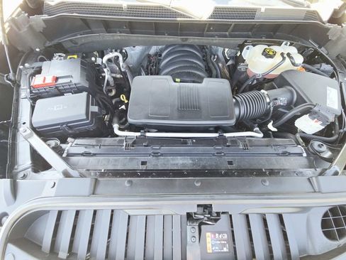 Used 2021 Chevrolet Silverado 1500 LT Trail Boss w/ LT Trail Boss Premium Package AWD/4WD image 27
